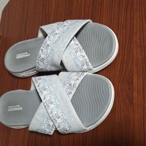 Skechers Women's Gray Crisscross Sandals